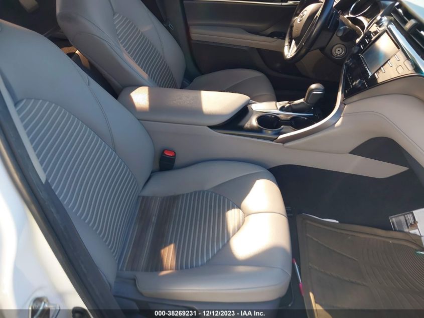 2019 TOYOTA CAMRY L/LE/XLE/SE/XSE - 4T1B11HK0KU720617