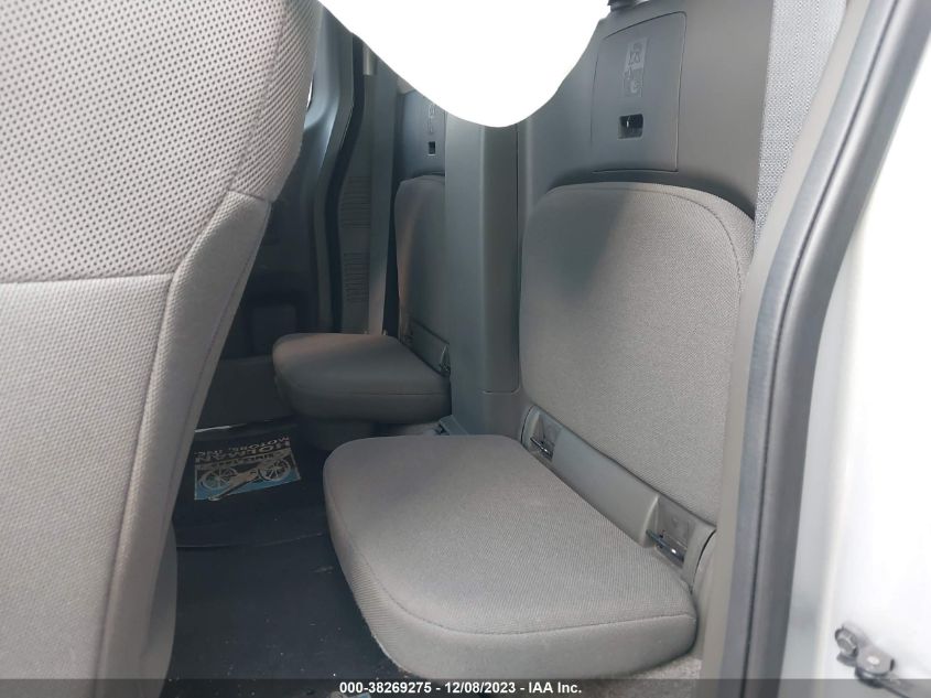 2015 NISSAN FRONTIER S/SV-I4 - 1N6BD0CT0FN764670