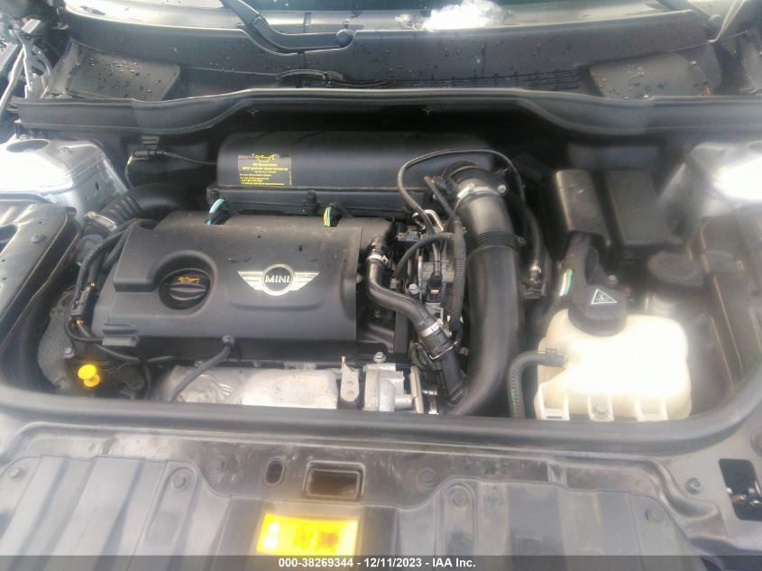 2014 MINI COUNTRYMAN COOPER S - WMWZC5C5XEWP38411