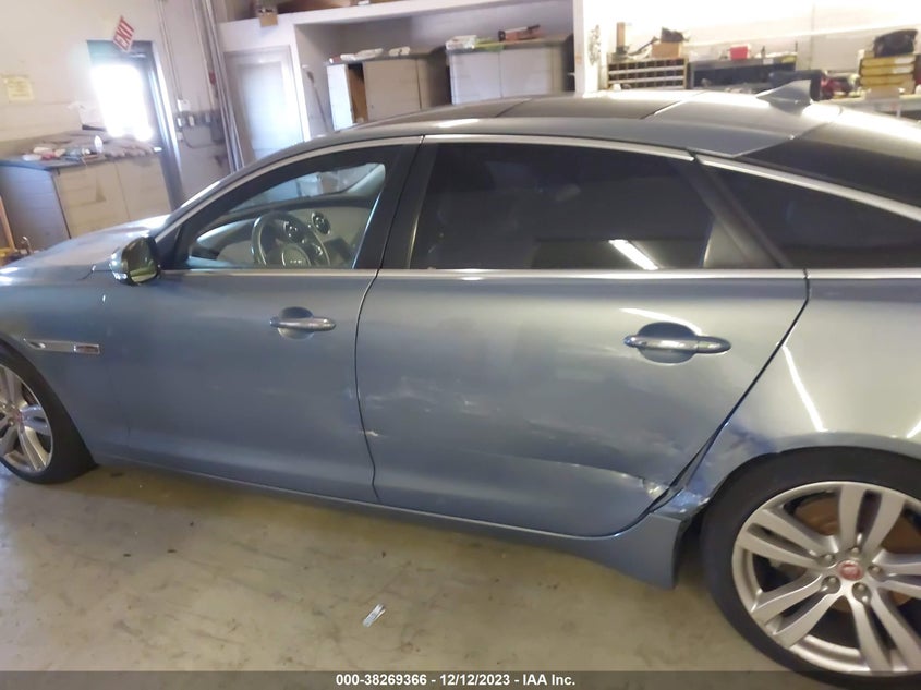2014 JAGUAR XJ VIN: SAJWA2GZ6E8V65659