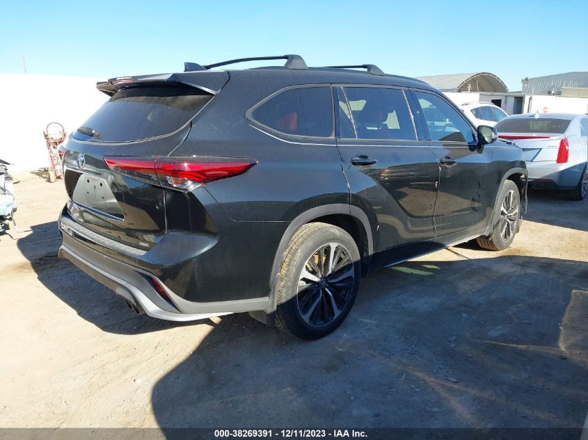 2022 TOYOTA HIGHLANDER XSE - 5TDLZRAH1NS094647
