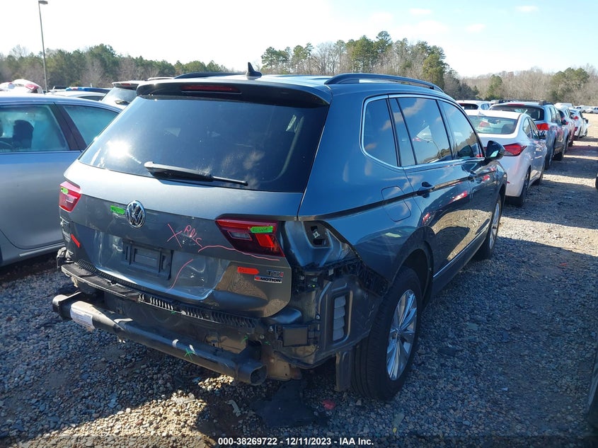 VIN 3VV2B7AX0JM016335 2018 VOLKSWAGEN TIGUAN 2.0T SE/2.0T SEL