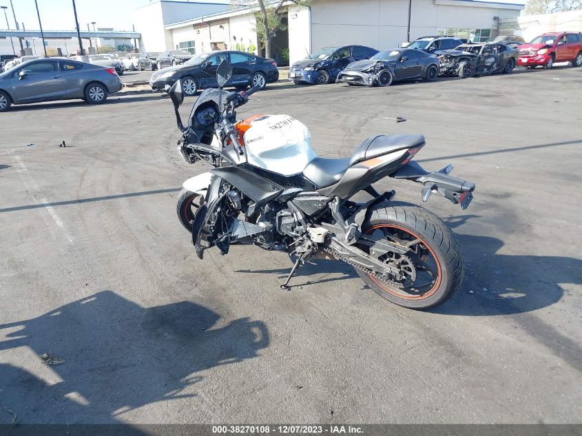 VIN ML5EXER16PDA84335 2023 KAWASAKI EX650 R