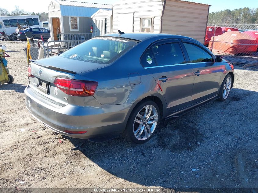 2018 VOLKSWAGEN JETTA 1.4T SE - 3VWDB7AJ3JM258682