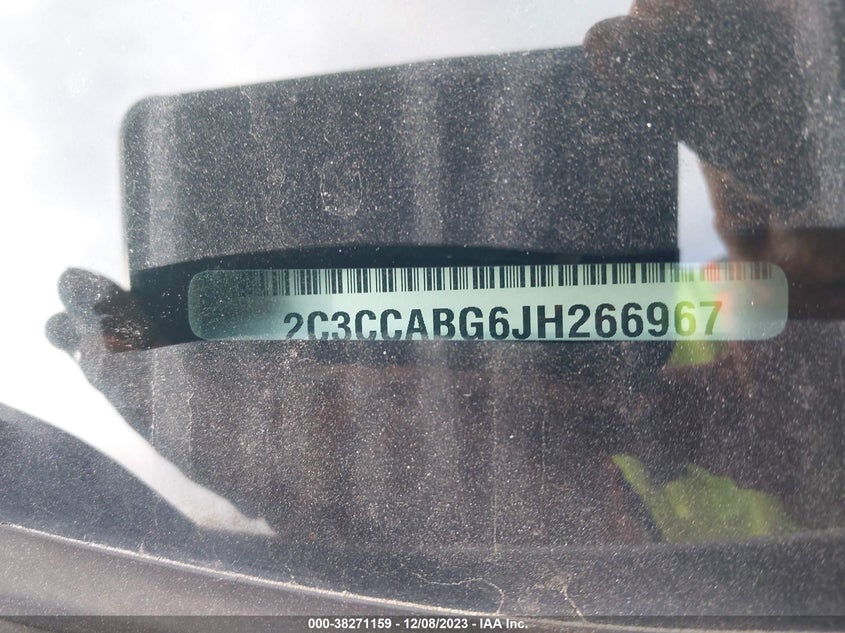 VIN 2C3CCABG6JH266967 2018 CHRYSLER 300 S