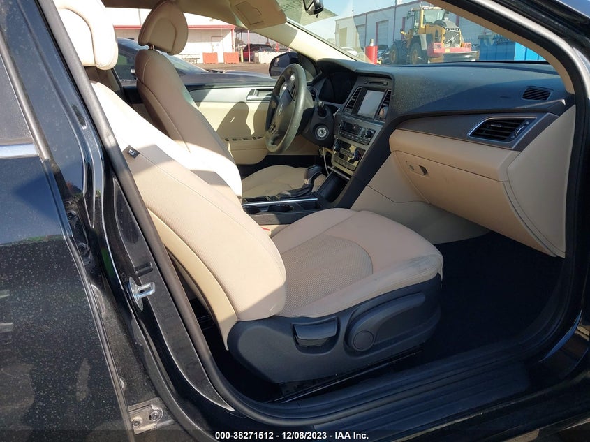 VIN 5NPE24AF9HH557403 2017 HYUNDAI SONATA SE
