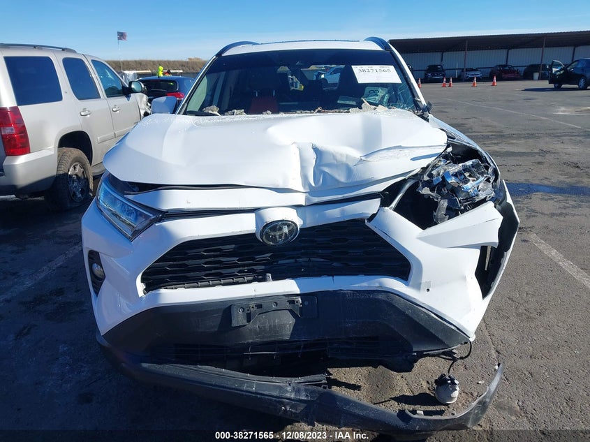 VIN 2T3W1RFV0LC071005 2020 TOYOTA RAV4 XLE/XLE PREMIUM