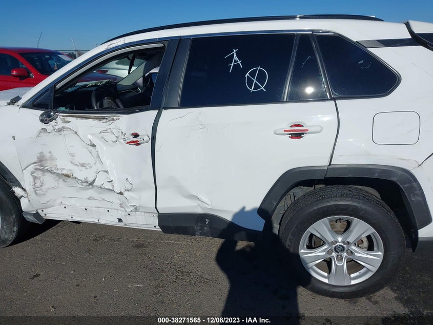 VIN 2T3W1RFV0LC071005 2020 TOYOTA RAV4 XLE/XLE PREMIUM