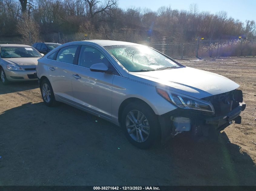 2015 HYUNDAI SONATA SE - 5NPE24AF3FH138654