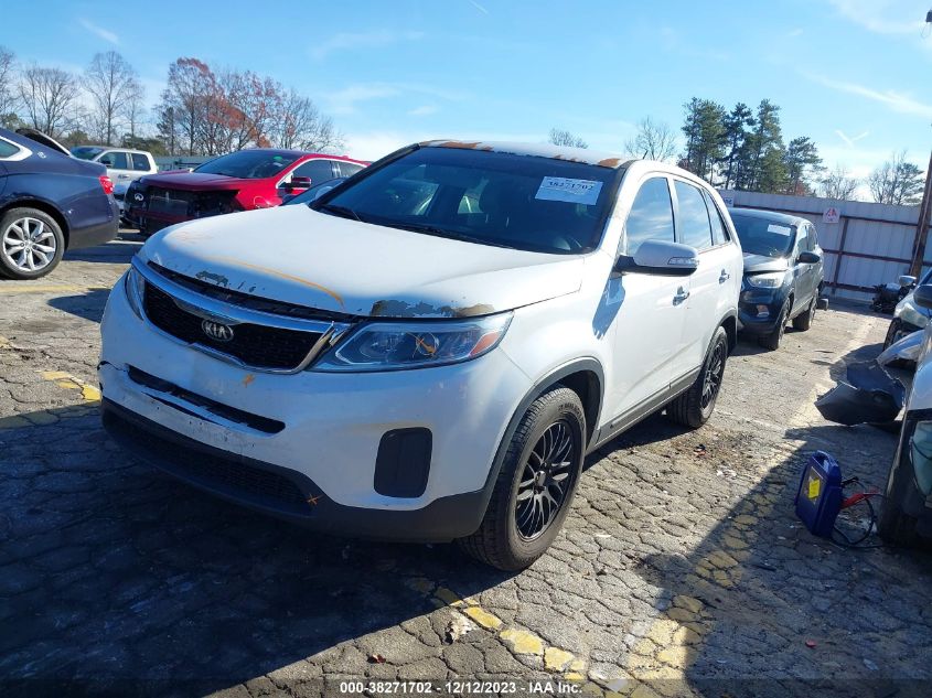 2015 KIA SORENTO LX - 5XYKT3A66FG628619