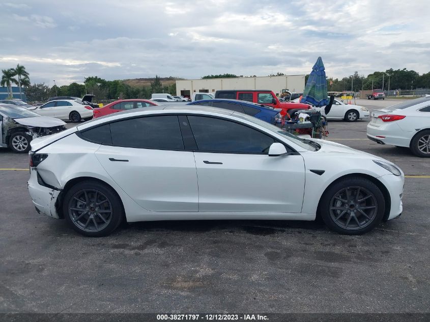 2022 TESLA MODEL 3 REAR-WHEEL DRIVE - 5YJ3E1EA9NF240873