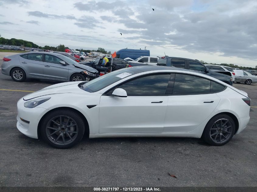 2022 TESLA MODEL 3 REAR-WHEEL DRIVE - 5YJ3E1EA9NF240873