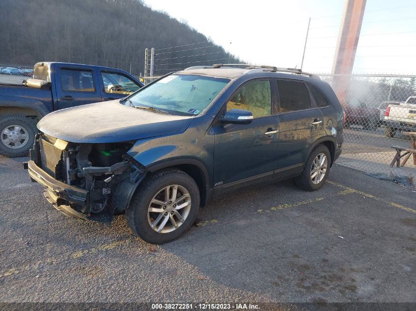 2014 KIA SORENTO LX - 5XYKTCA6XEG441382