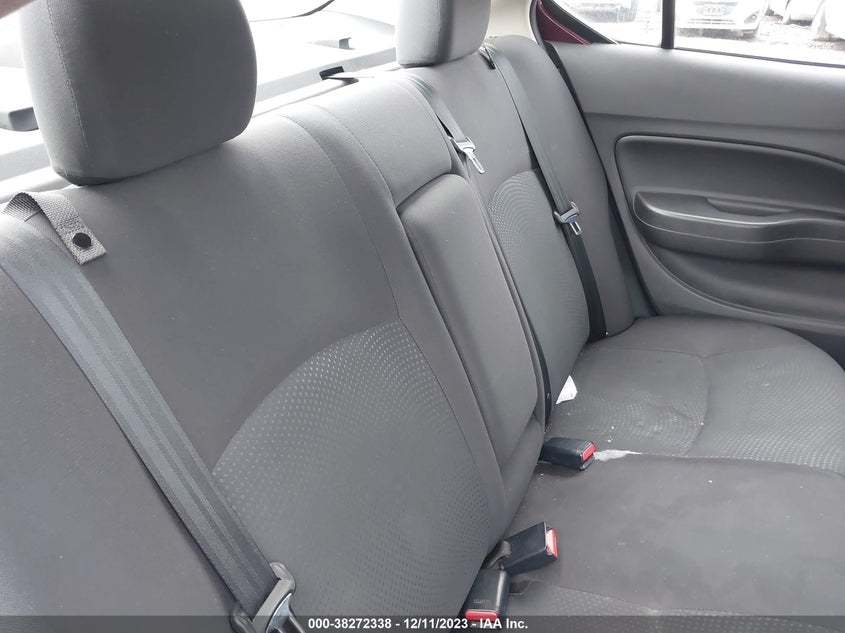 VIN ML32F3FJ6KHF15569 2019 MITSUBISHI MIRAGE G4 ES