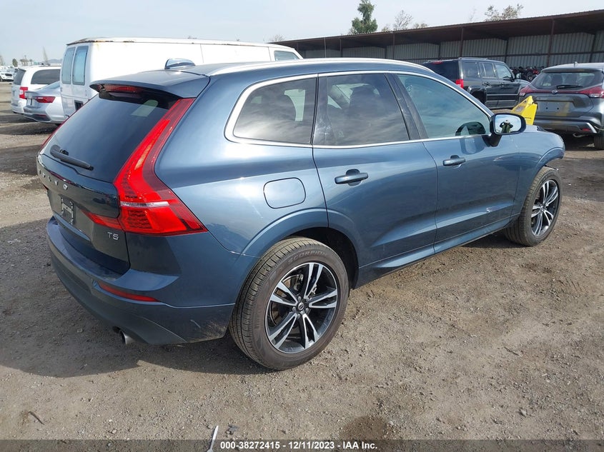 VIN YV4102DK7L1421902 2020 VOLVO XC60 T5 MOMENTUM