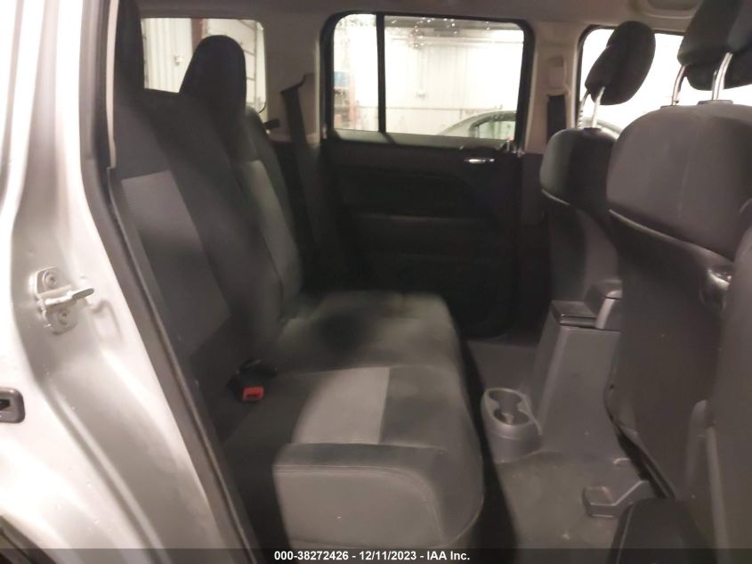 2013 JEEP PATRIOT LATITUDE - 1C4NJPFA2DD260684
