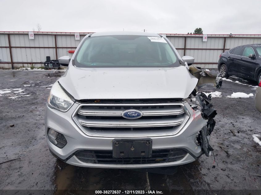 2017 FORD ESCAPE SE - 1FMCU9GD3HUC77742