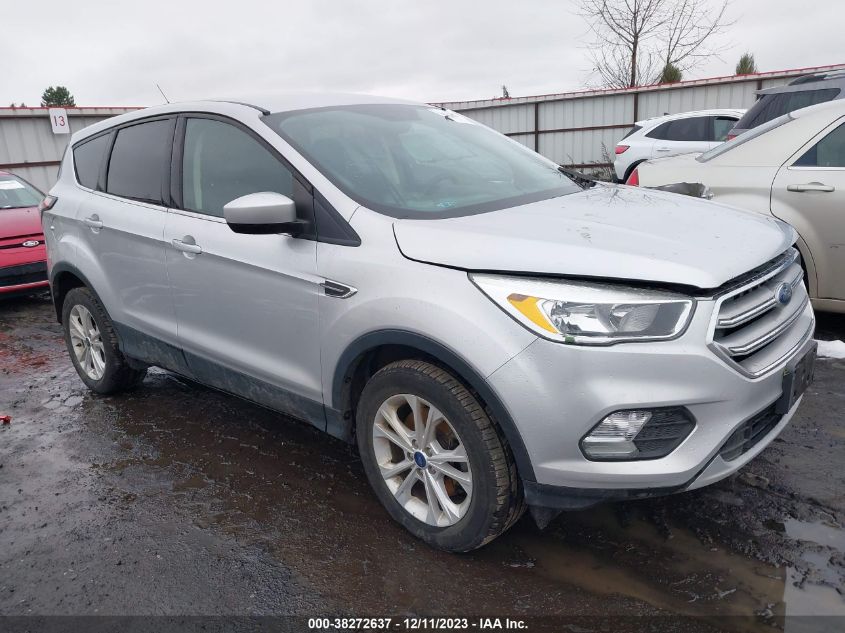 2017 FORD ESCAPE SE - 1FMCU9GD3HUC77742