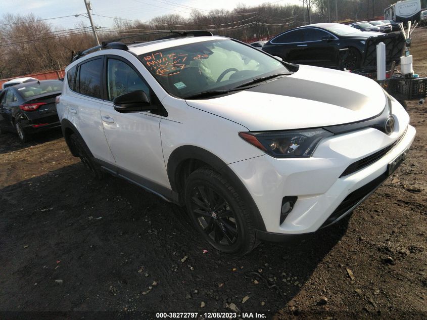 VIN 2T3RFREV1JW834001 2018 TOYOTA RAV4 no.1