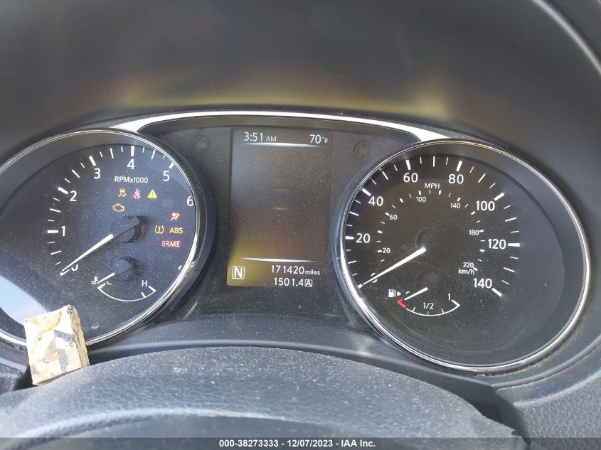 2015 NISSAN ROGUE S - KNMAT2MT5FP581023