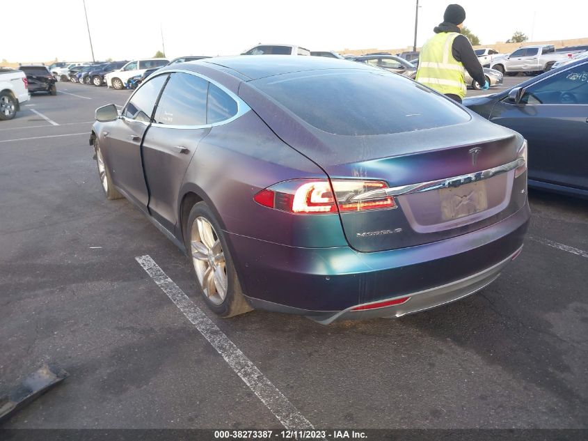 2014 TESLA MODEL S 60 KWH BATTERY/P85 - 5YJSA1H12EFP51635