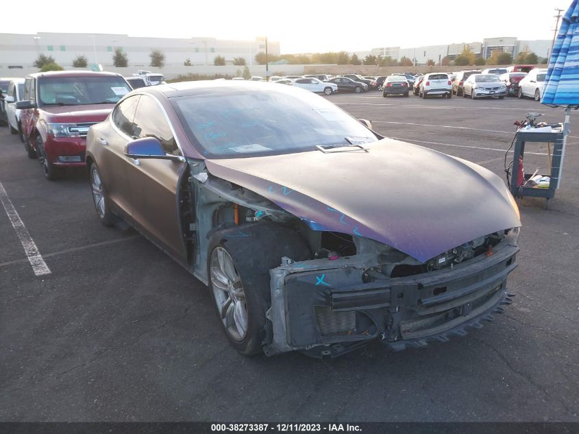 2014 TESLA MODEL S 60 KWH BATTERY/P85 - 5YJSA1H12EFP51635