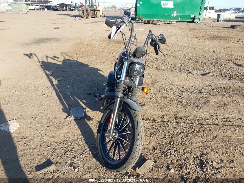 2013 HARLEY-DAVIDSON XL883 IRON 883 - 1HD4LE219DC424629