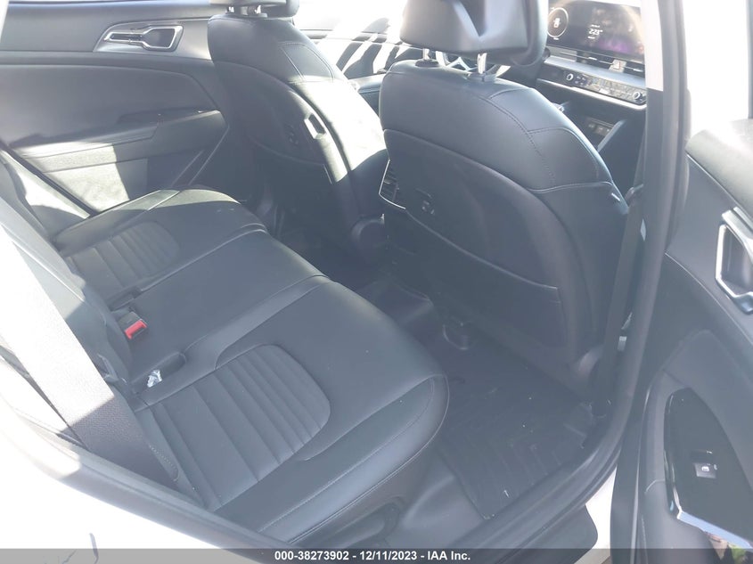 VIN 5XYK53AF2PG061837 2023 KIA SPORTAGE SX PRESTIGE