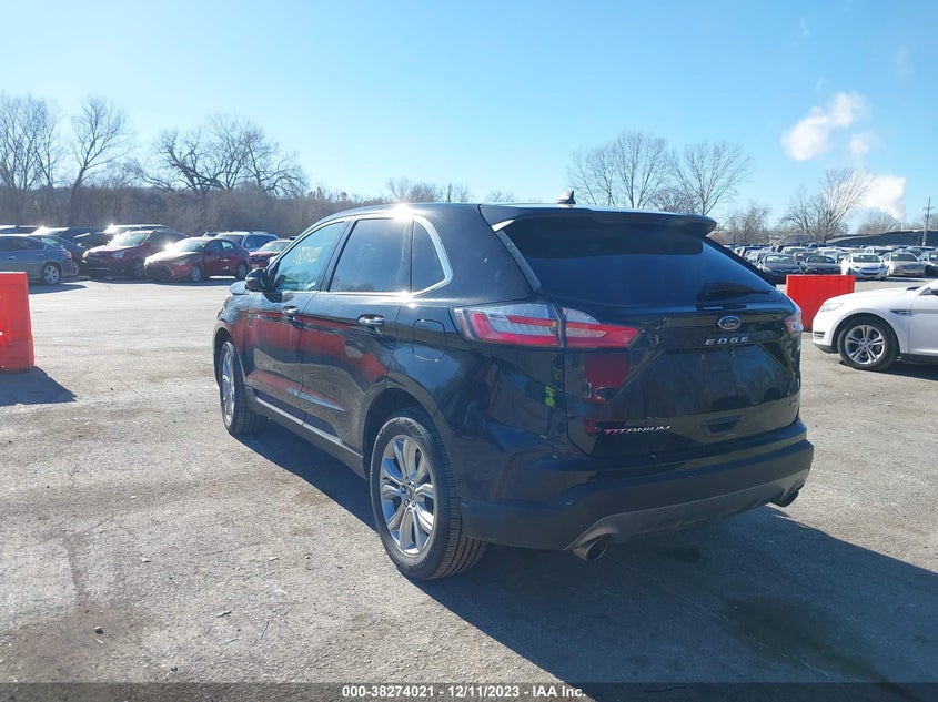 VIN 2FMPK4K92PBA23182 2023 FORD EDGE TITANIUM