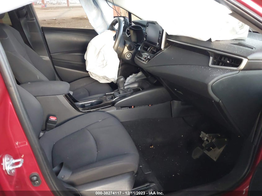VIN JTDEPMAE4MJ118068 2021 TOYOTA COROLLA LE