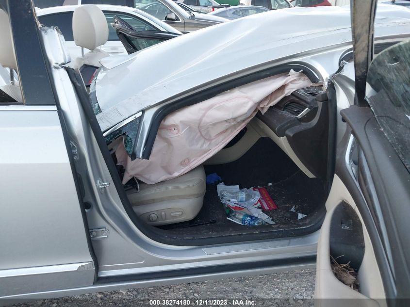 2017 BUICK LACROSSE ESSENCE - 1G4ZP5SS4HU199195