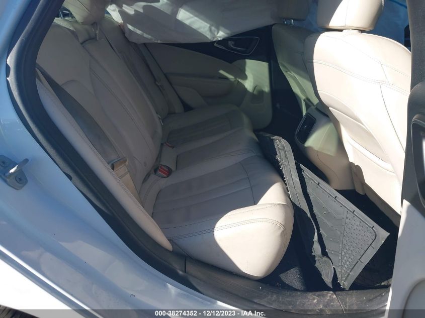 2015 CHRYSLER 200 C - 1C3CCCCB0FN708011