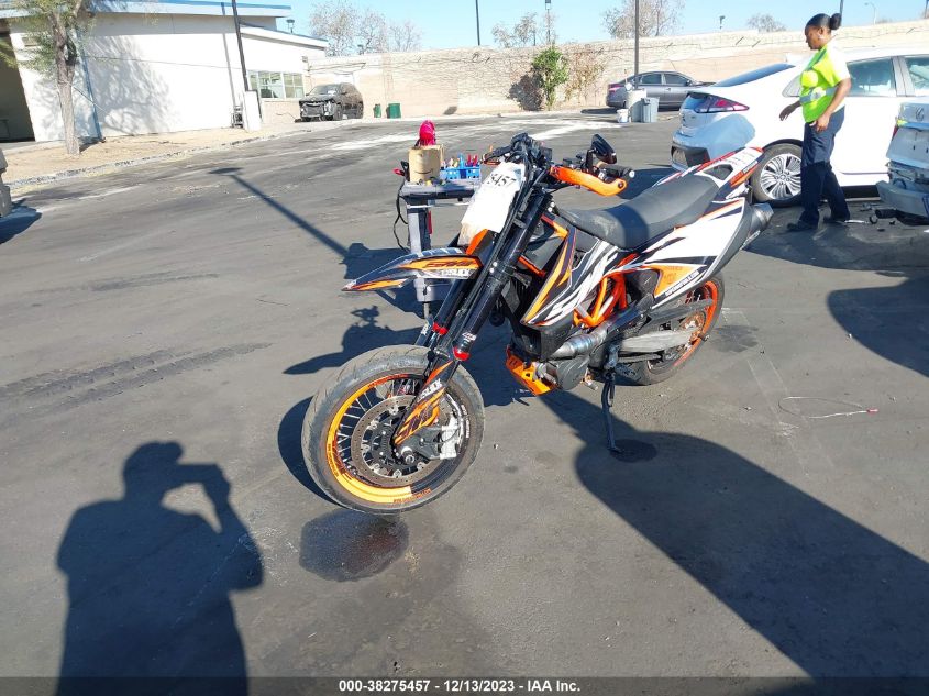 2020 KTM 690 SMC R VBKLSV402LM786295