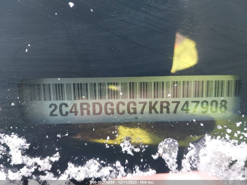 2019 DODGE GRAND CARAVAN SXT - 2C4RDGCG7KR747908
