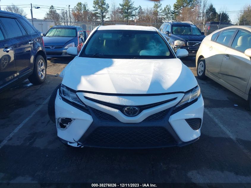 2018 TOYOTA CAMRY L/LE/XLE/SE/XSE - 4T1B11HK4JU571028