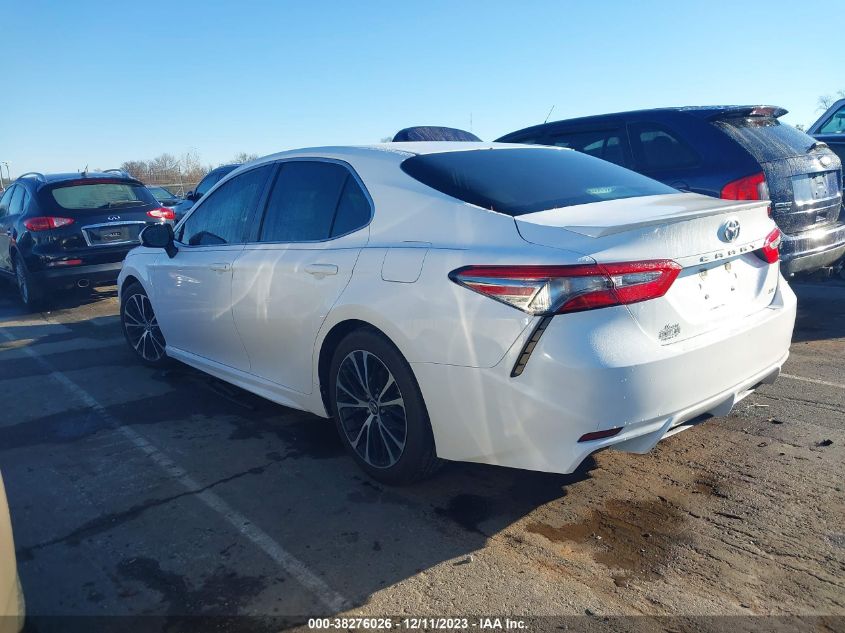2018 TOYOTA CAMRY L/LE/XLE/SE/XSE - 4T1B11HK4JU571028