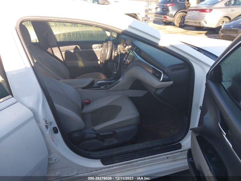 2018 TOYOTA CAMRY L/LE/XLE/SE/XSE - 4T1B11HK4JU571028