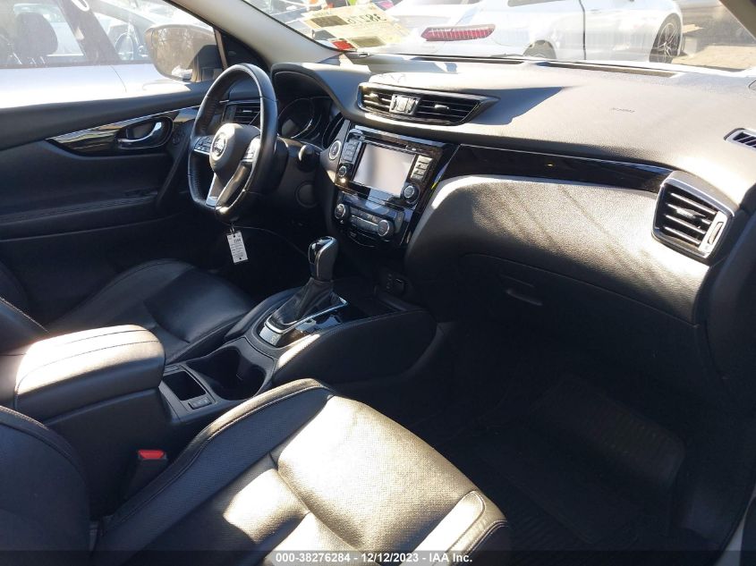 2017 NISSAN ROGUE SPORT S/SV/SL - JN1BJ1CR8HW129914
