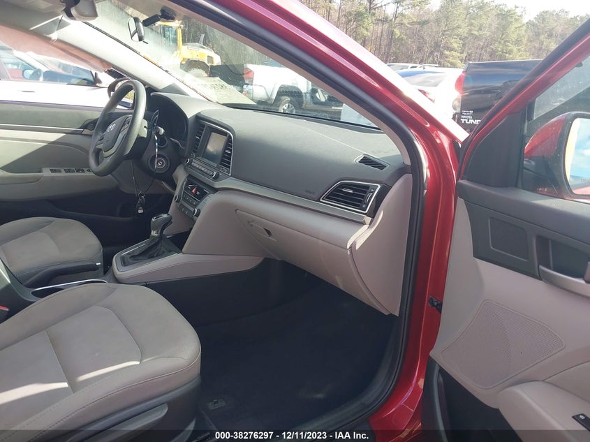 VIN 5NPD84LF2HH124478 2017 HYUNDAI ELANTRA SE