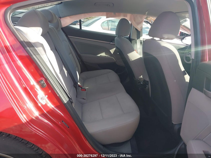 VIN 5NPD84LF2HH124478 2017 HYUNDAI ELANTRA SE