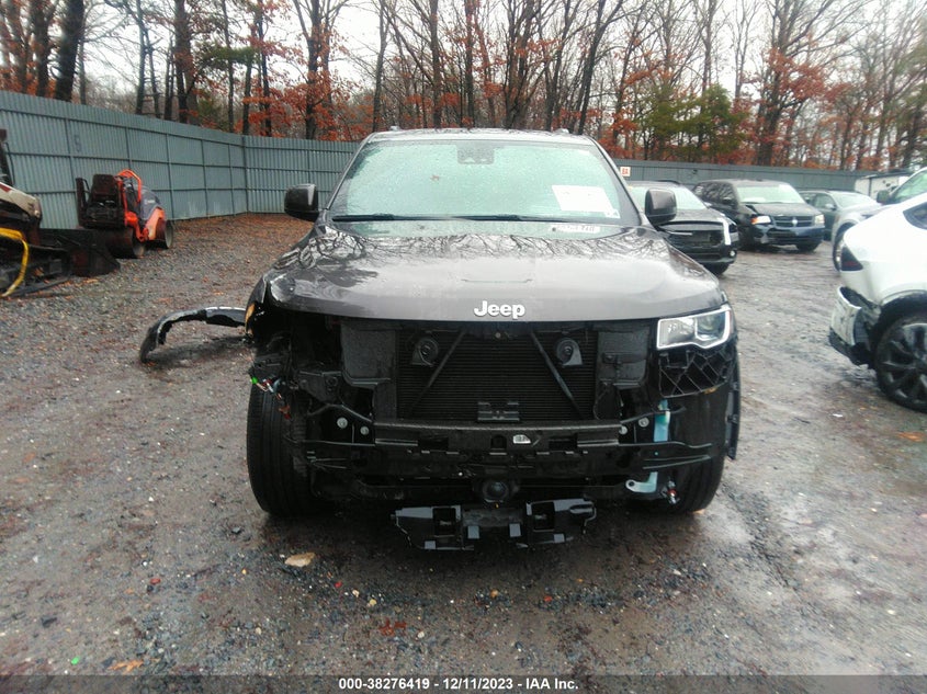 VIN 1C4RJFAG2MC620727 2021 JEEP GRAND CHEROKEE LAREDO