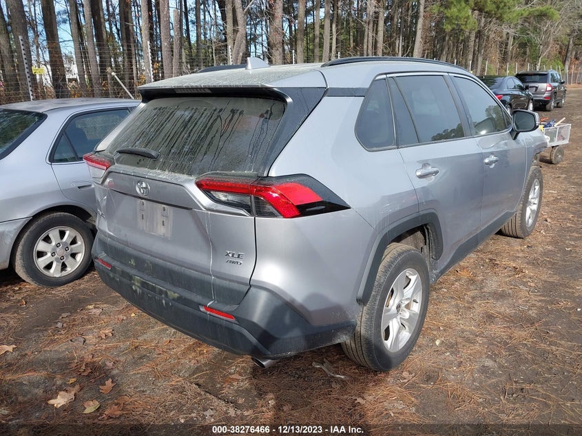 VIN 2T3P1RFV4MC229707 2021 TOYOTA RAV4 XLE