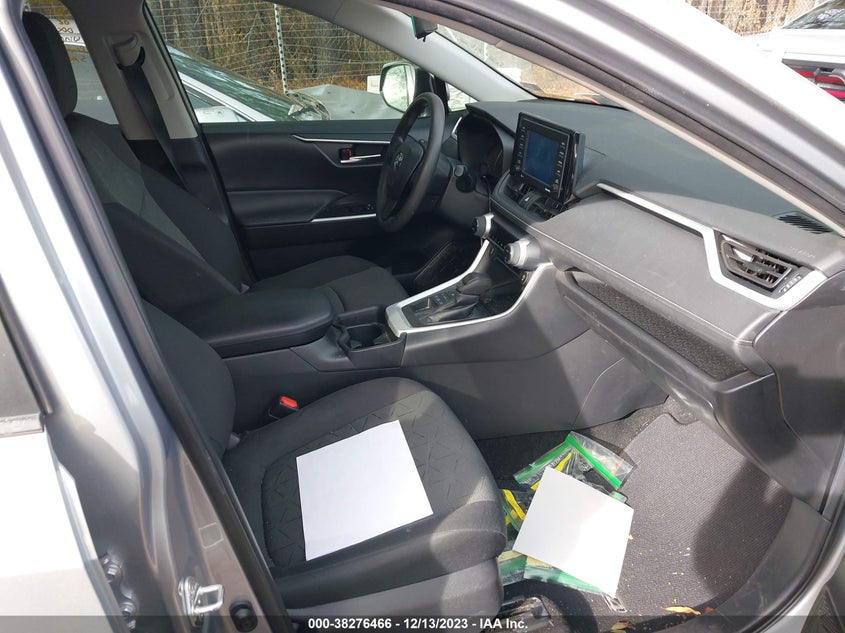 VIN 2T3P1RFV4MC229707 2021 TOYOTA RAV4 XLE