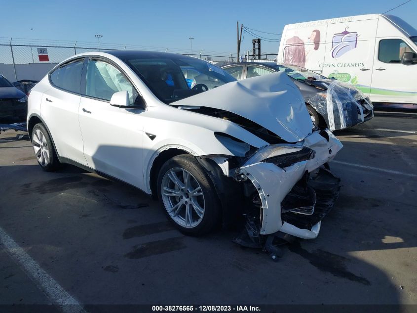 2021 TESLA MODEL Y LONG RANGE DUAL MOTOR ALL-WHEEL DRIVE - 5YJYGDEE8MF066426