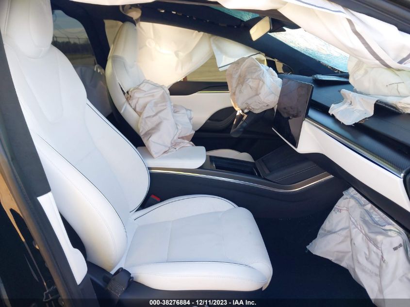 2023 TESLA MODEL X - 7SAXCBE66PF376599