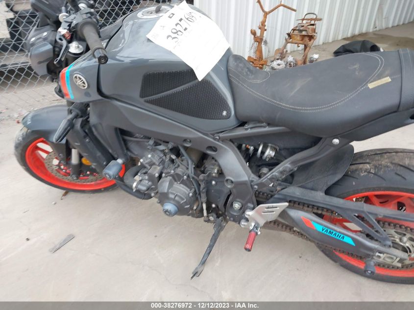 2021 YAMAHA MT09 JYARN71E4MA000557