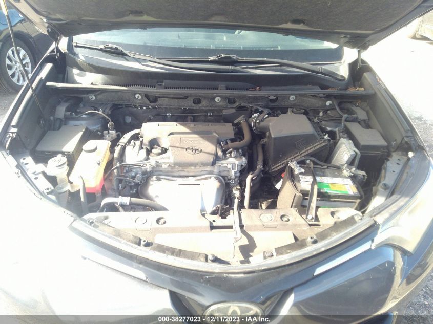 2018 TOYOTA RAV4 LE - JTMZFREV7JJ733415