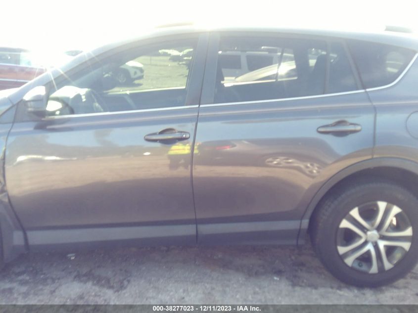 2018 TOYOTA RAV4 LE - JTMZFREV7JJ733415