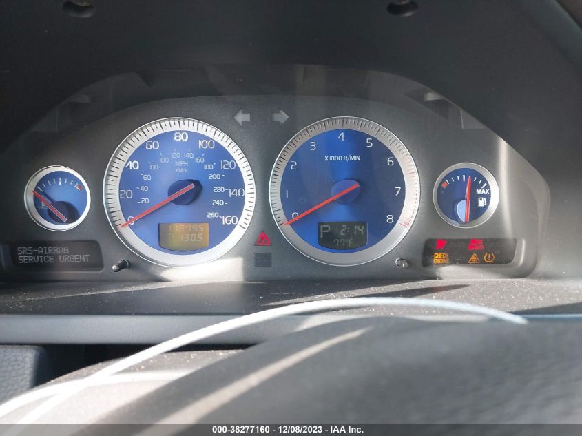 2014 VOLVO XC90 R-DESIGN/R-DESIGN PLATINUM - YV4952CT1E1685683