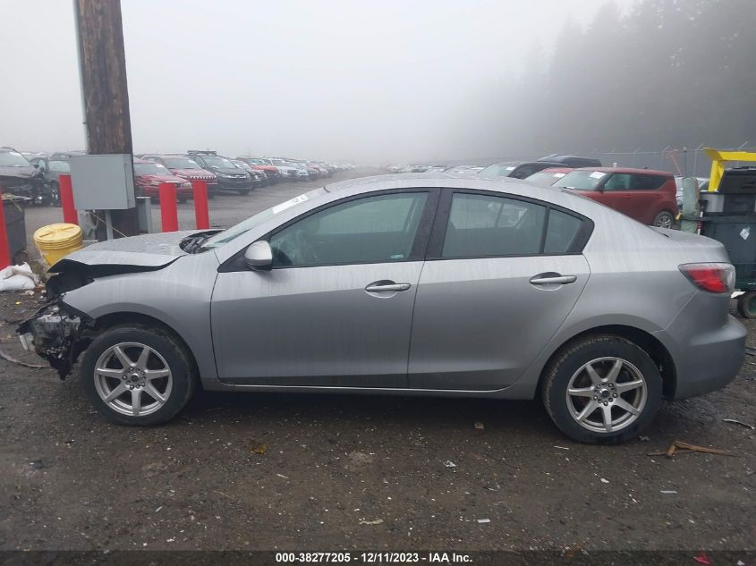 2013 MAZDA MAZDA3 I SV - JM1BL1TF9D1765052